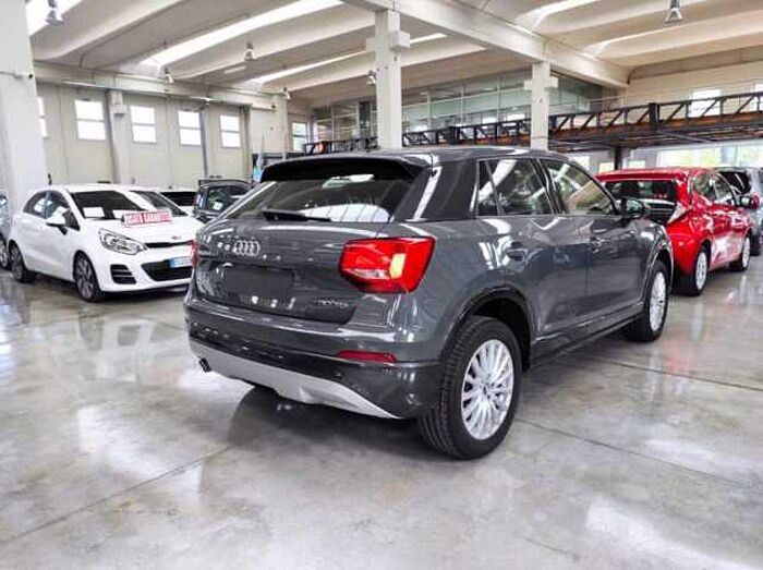 Audi Q2 1.6l