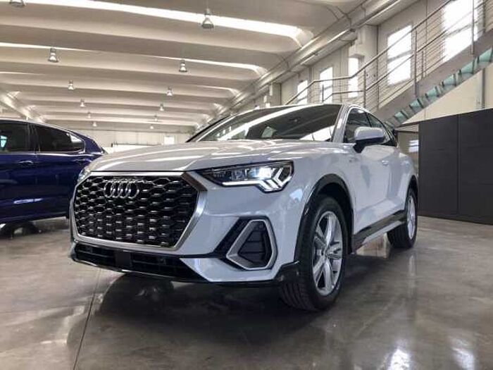 Audi Q3 1.5l