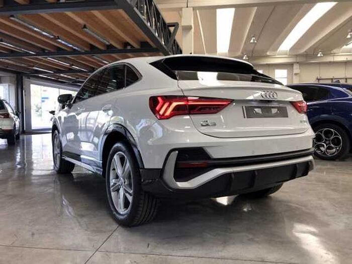 Audi Q3 1.5l