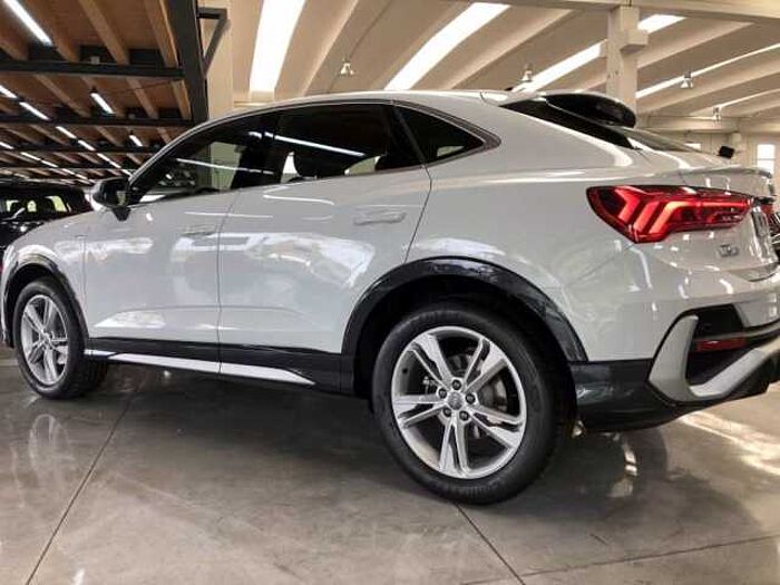 Audi Q3 1.5l