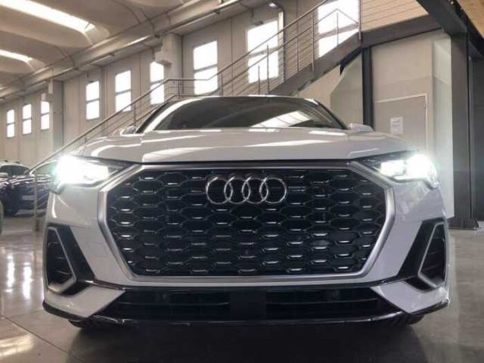 Audi Q3 1.5l