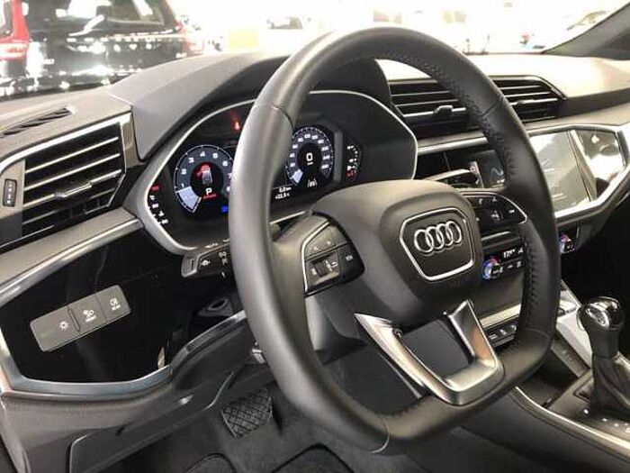 Audi Q3 1.5l